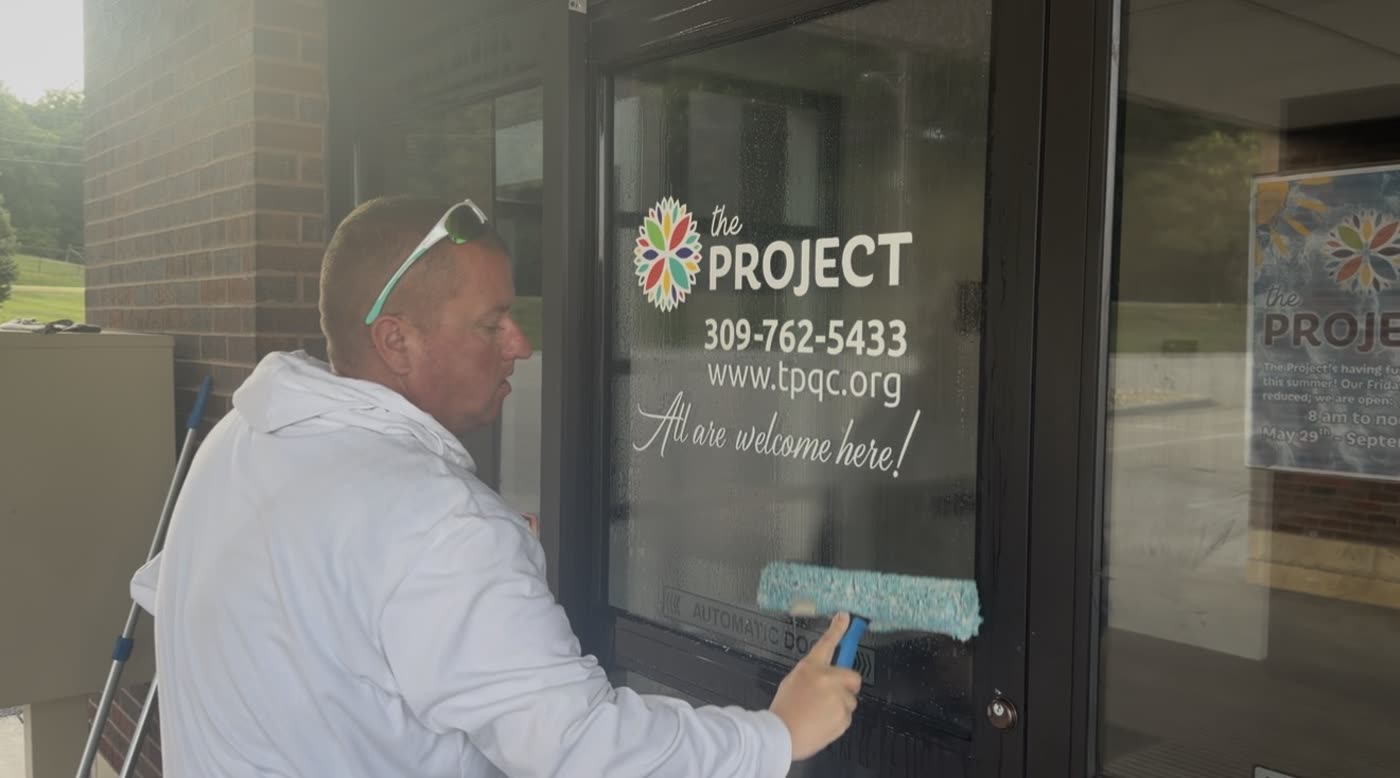 The Project window cleaning in progress